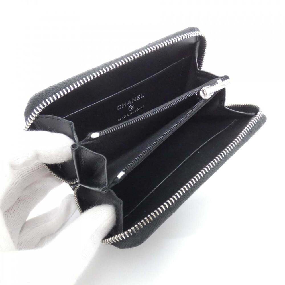 CHANEL Authentic Black Wallet - Picture 8 of 9